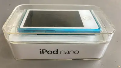 iPod Nano azul con caja - miniatura 2