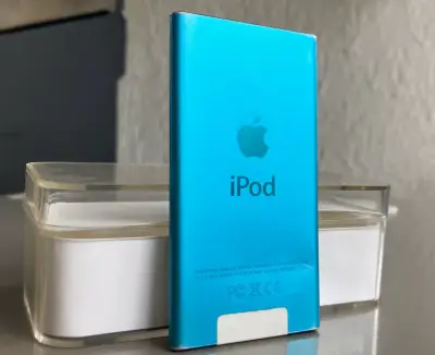 iPod Nano azul con caja - miniatura 4