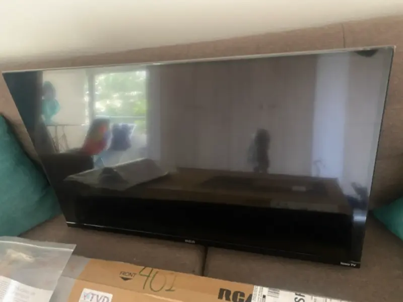 Televisor RCA Roku 32 pulgadas - 3