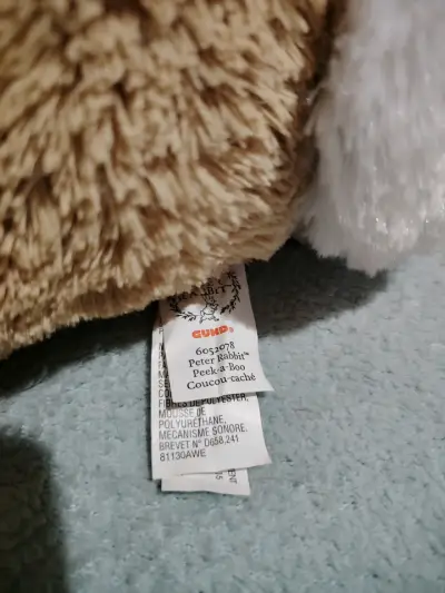 Peluche Peter rabbit con movimiento y voz. - miniatura 4