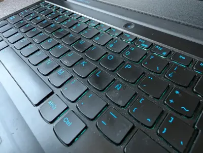 Notebook Lenovo Ideapad Gaming - miniatura 2