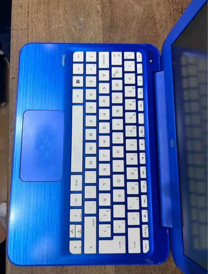 Laptop HP Desktop - 3
