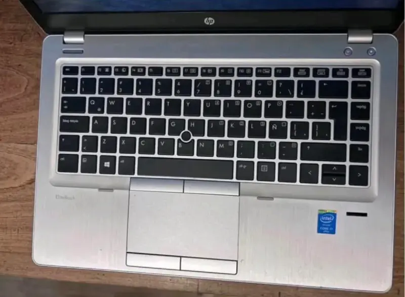Notebook HP EliteBook usada - 3
