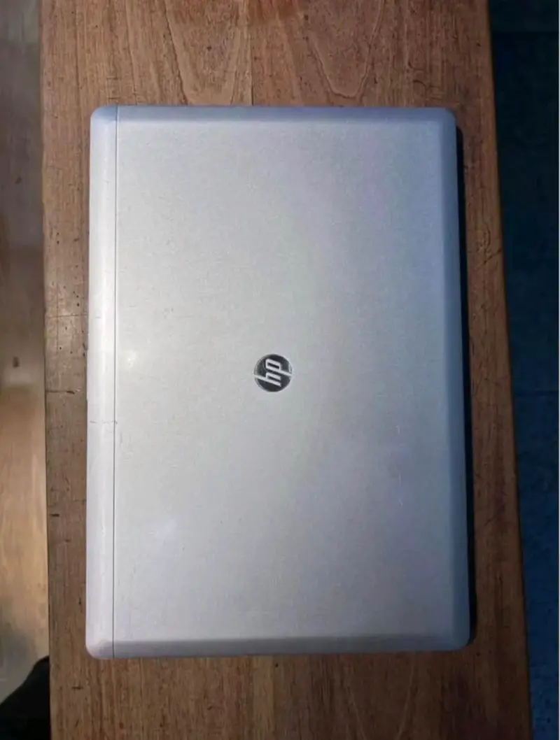 Notebook HP EliteBook usada - 4