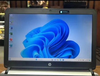 Laptop HP ProBook - miniatura 2