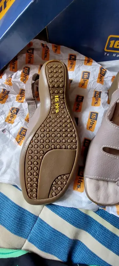 Sandalias beige cómodas 16 hrs talla 35_36 - miniatura 4