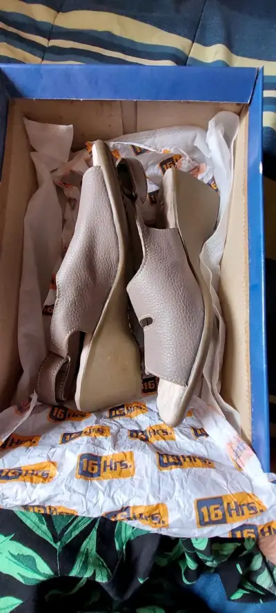 Sandalias beige cómodas 16 hrs talla 35_36 - miniatura 5