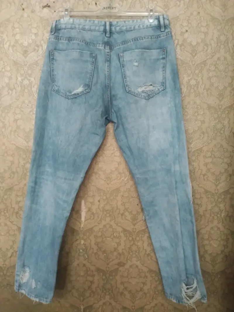 Jeans de mezclilla rotos - 4