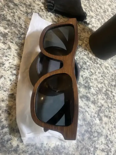 Lentes de sol de madera marrón - miniatura 5