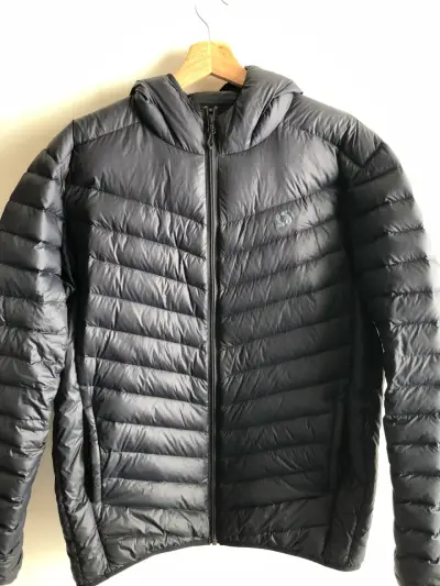Parka pluma XL negra acolchada con capucha - miniatura 2