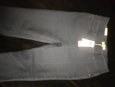 Jeans azul oscuro nuevo - miniatura 1