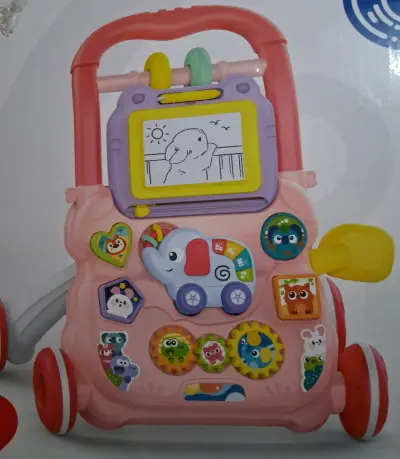 Andador infantil con actividades - miniatura 1