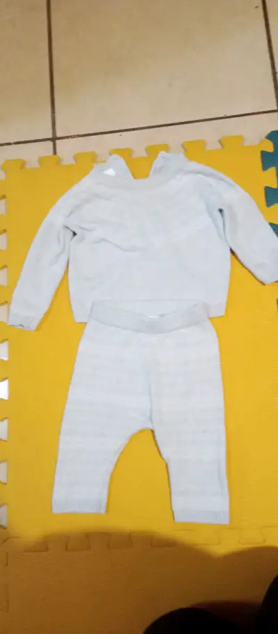 Conjunto de ropa infantil Gris - miniatura 1
