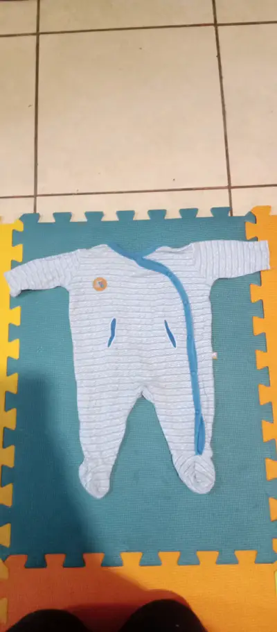 Conjunto de ropa infantil Gris - miniatura 3