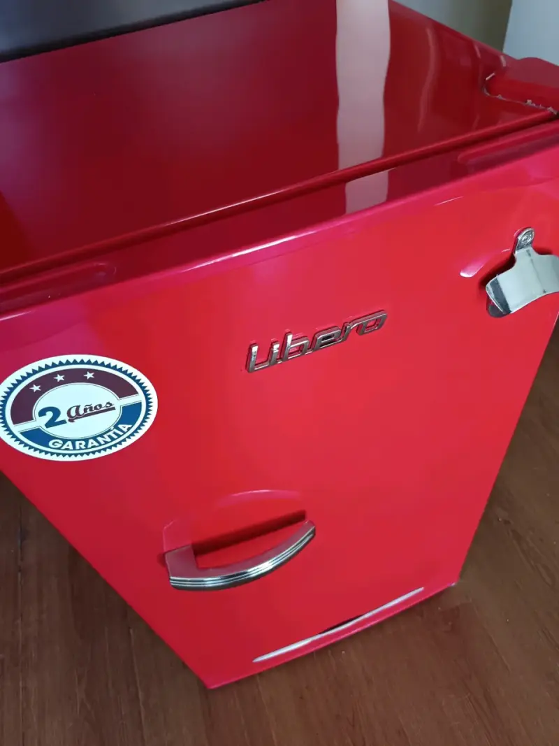 Refrigerador rojo Libero - 2