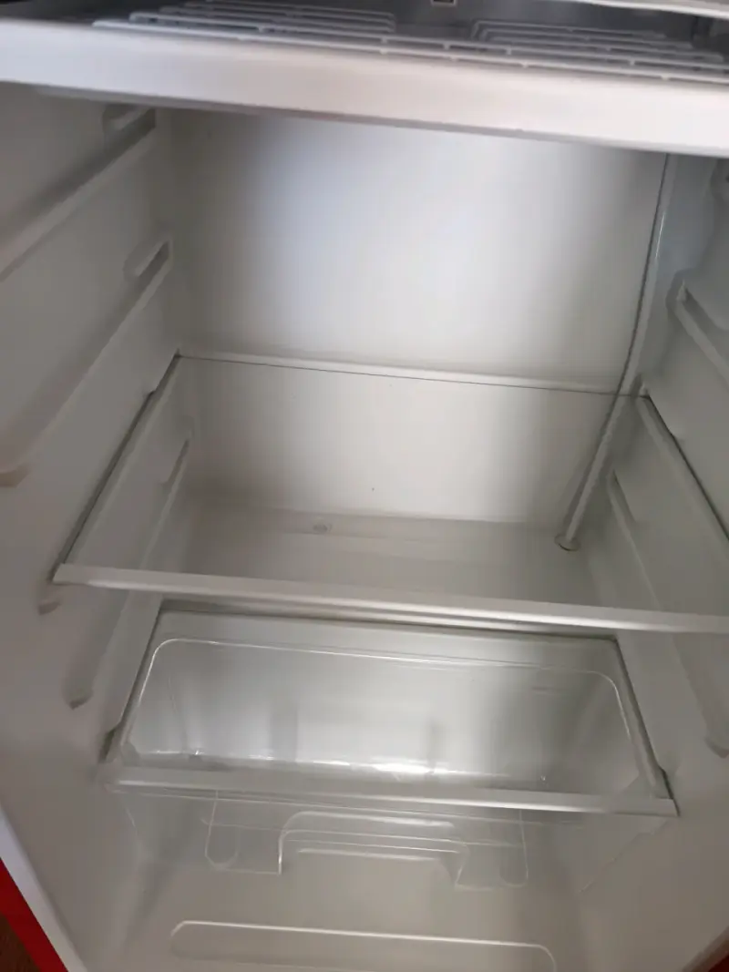 Refrigerador rojo Libero - 3