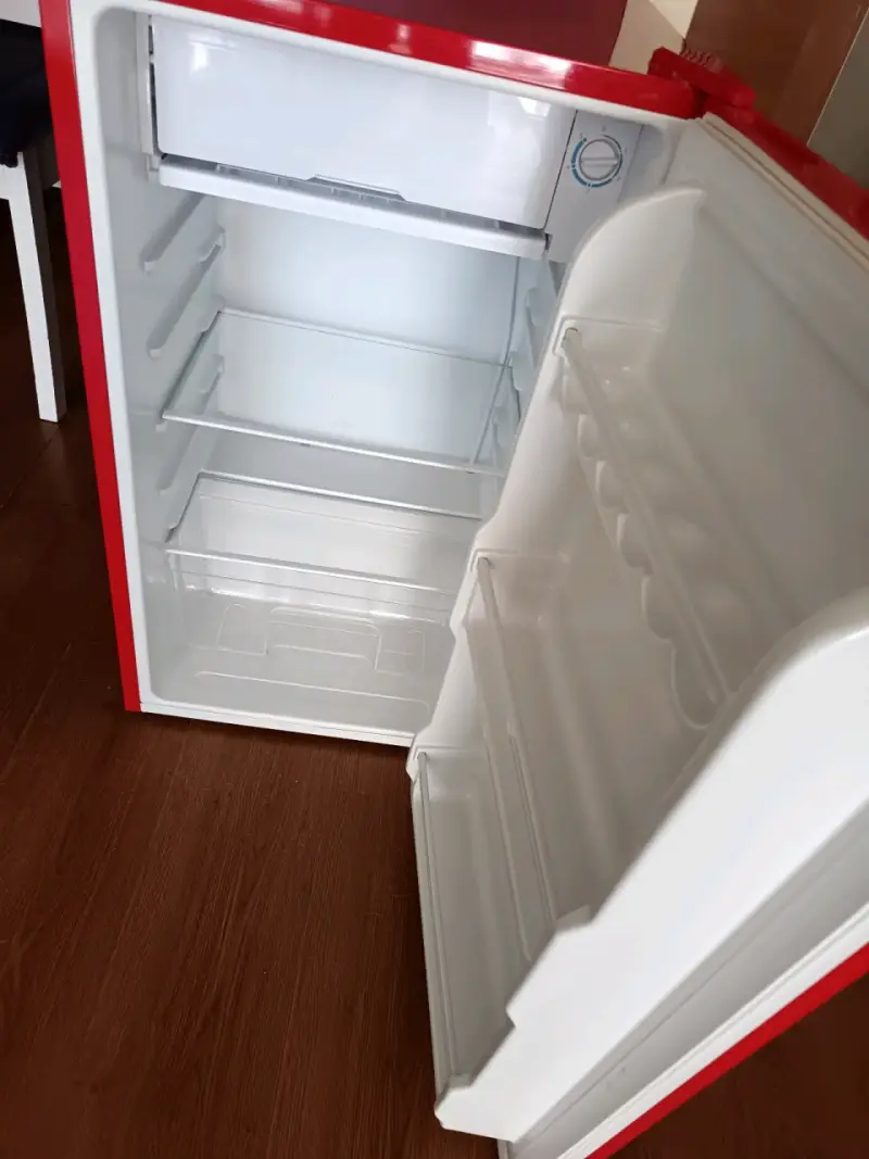 Refrigerador rojo Libero - 6