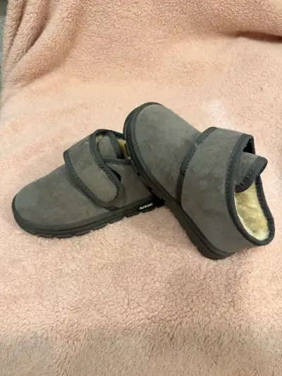 Pantuflas de invierno grises - miniatura 2