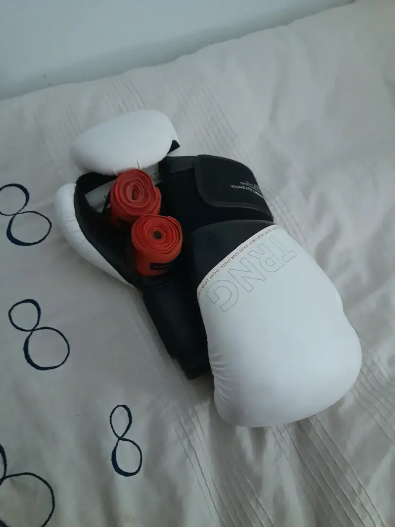 Guantes de boxeo blancos - 2