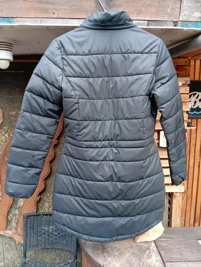 Chaqueta acolchada negra mujer - miniatura 3