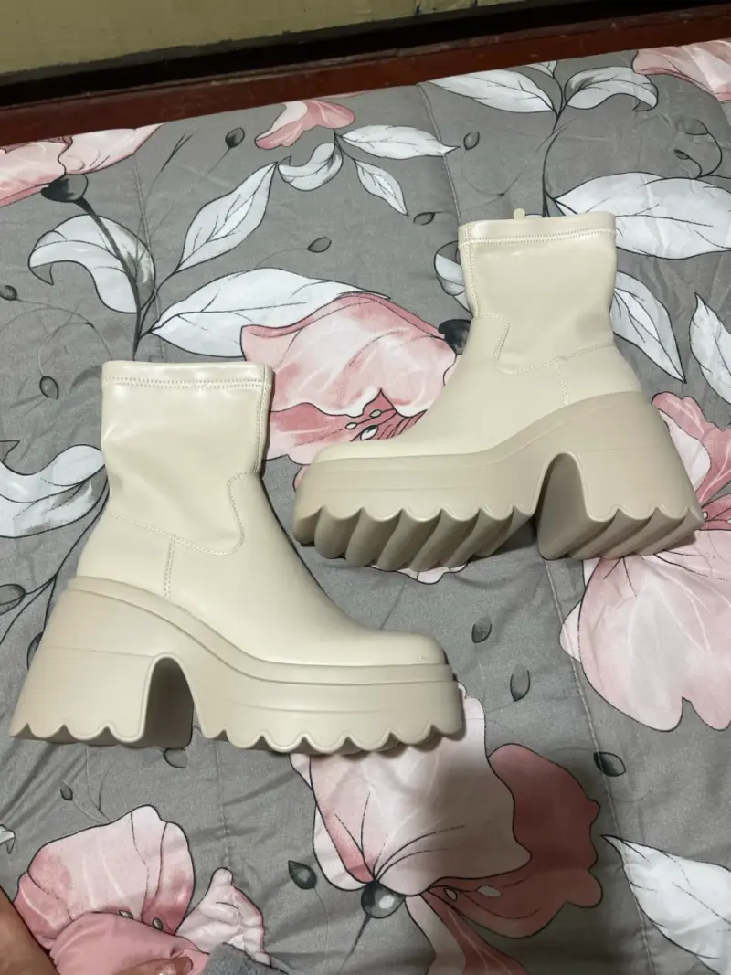 Botines beige plataforma - 4