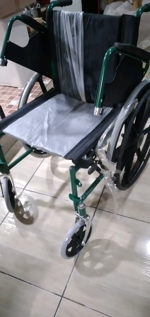 Silla de ruedas plegable - 2