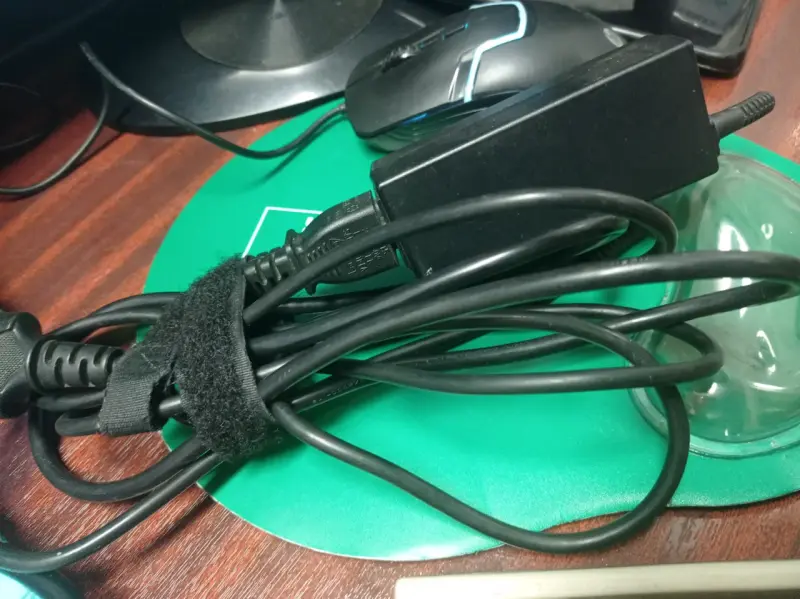 Cargador HP portátil original - 2