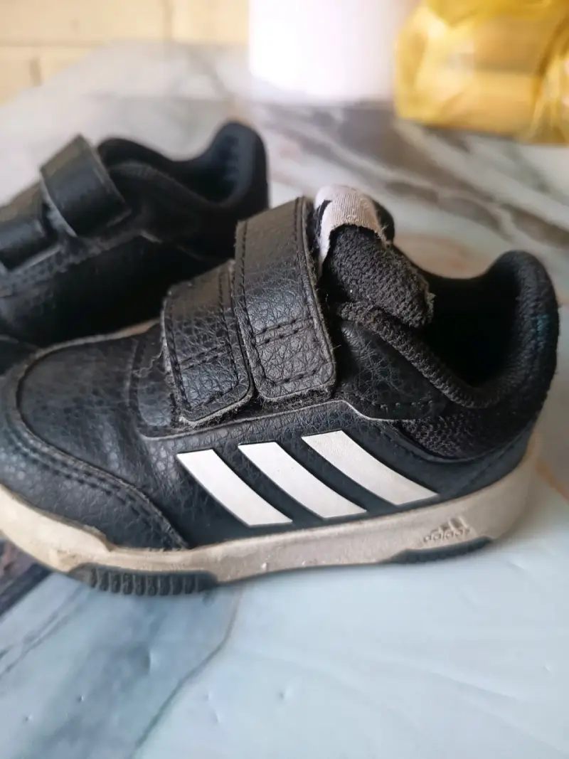 Zapatillas deportivas negras para niños - 3