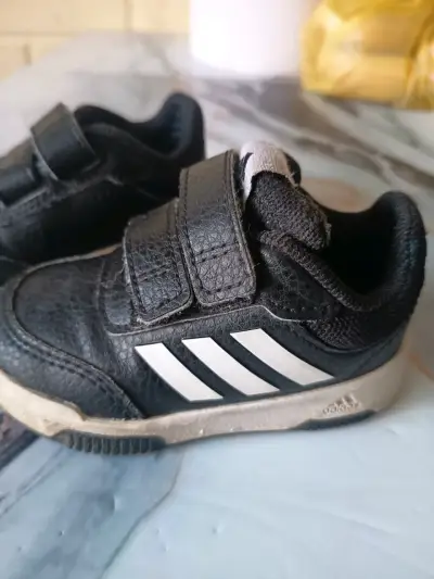 Zapatillas deportivas negras para niños - miniatura 3