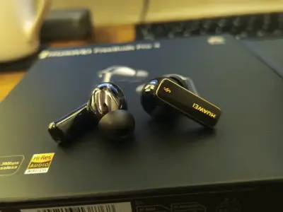 Huawei FreeBuds Pro 4 (prácticamente nuevo) - miniatura 6