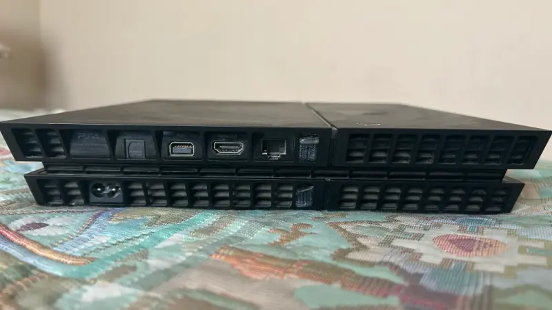 Consola PlayStation 4 con juegos - 3