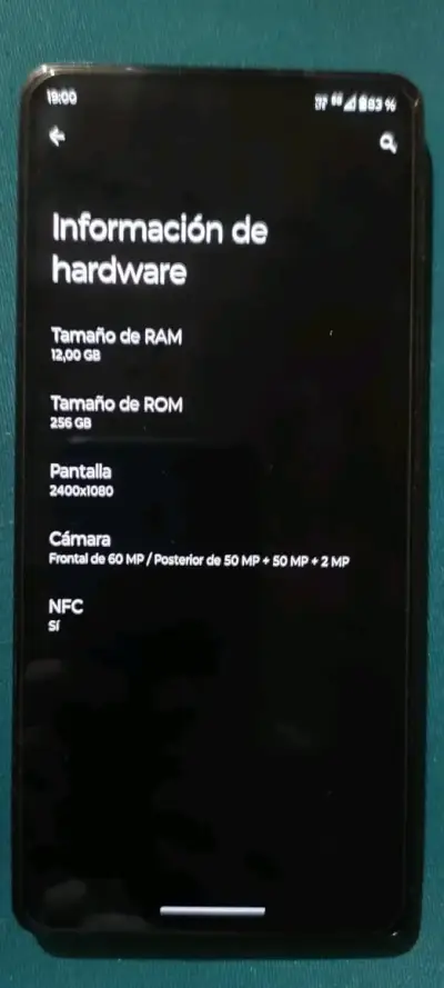 Smartphone Motorola Edge 30 Pro - miniatura 3