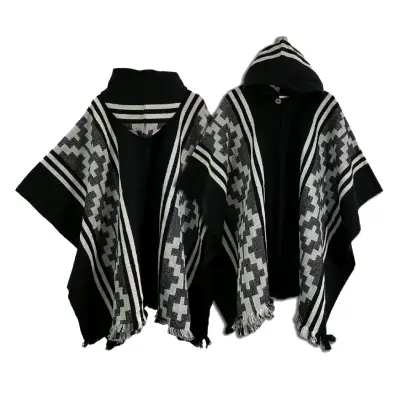 Poncho con capucha lana de alpaca negro y blanco - miniatura 3