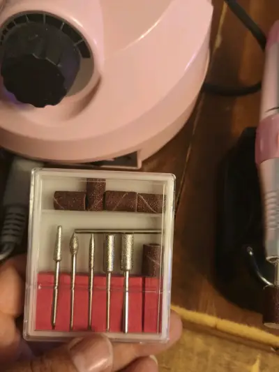 Torno eléctrico de uñas rosa - miniatura 2
