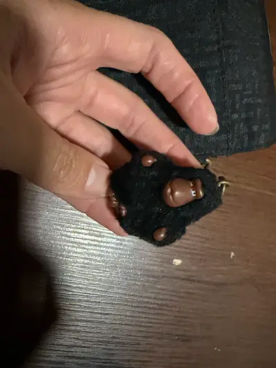 Billetera negra con colgante - miniatura 4