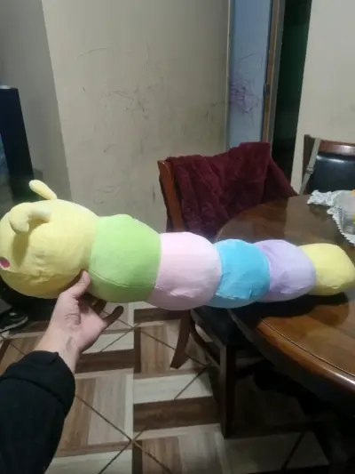 Peluche amarillo sonriente - miniatura 3