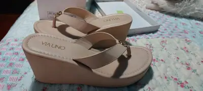 Sandalias plataforma beige - miniatura 1