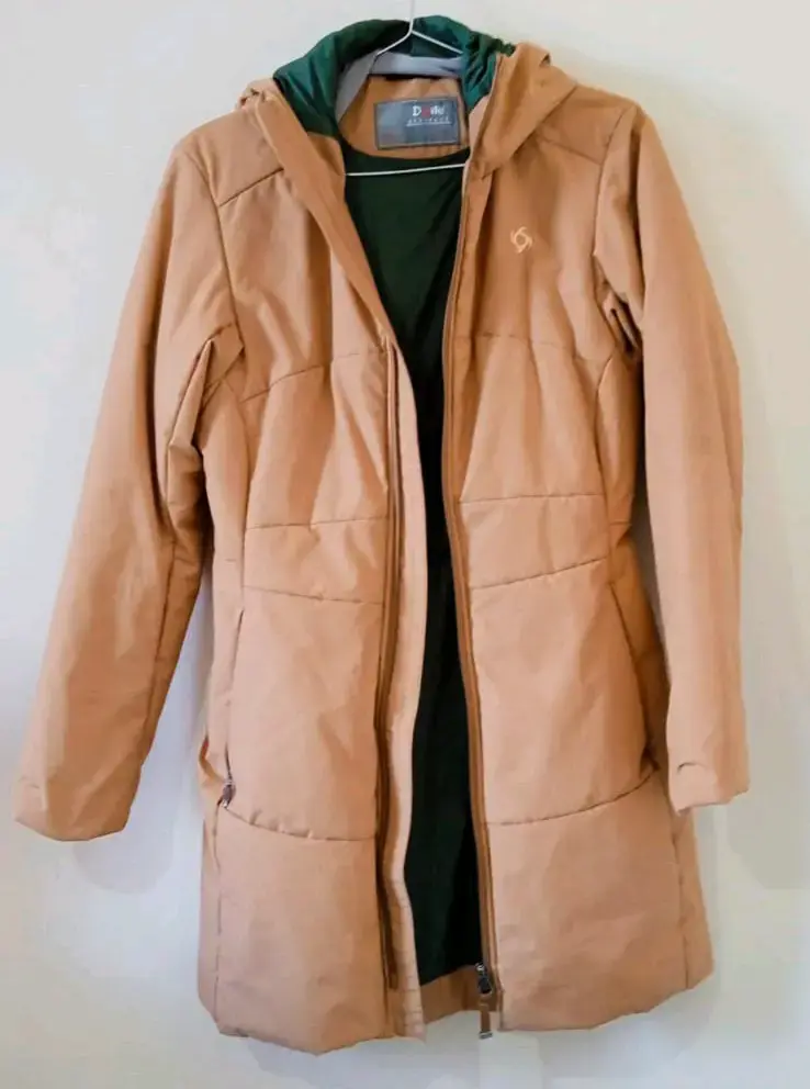 Chaqueta beige de mujer - 5