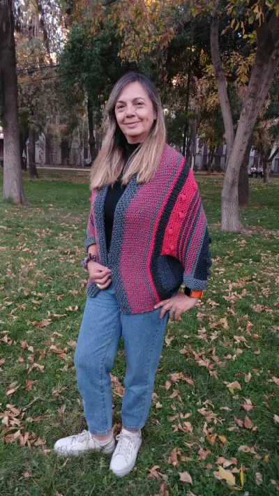 CARDIGANS TEJIDOS A MANO - miniatura 3