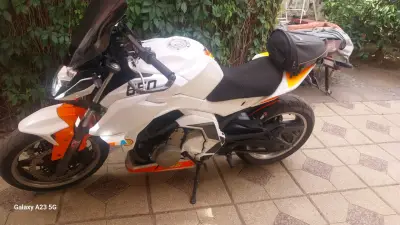 Cf nk 650 cc. 72 hp - miniatura 2