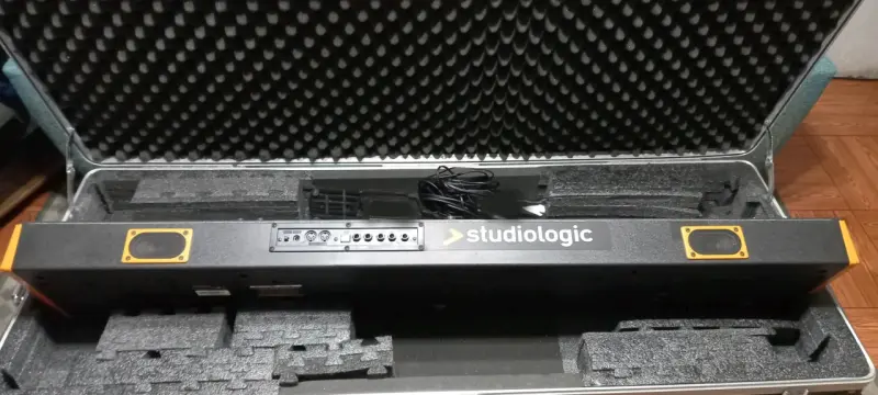Stage Piano Studiologic Numacompact 2 - 4