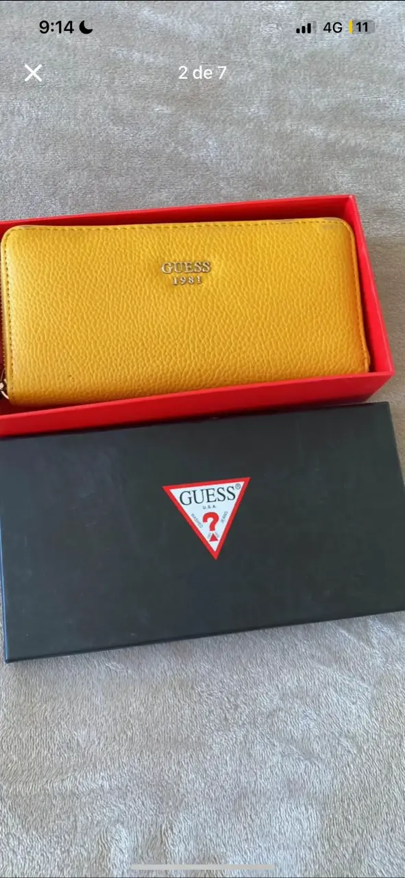 Billetera Guess amarilla - 3