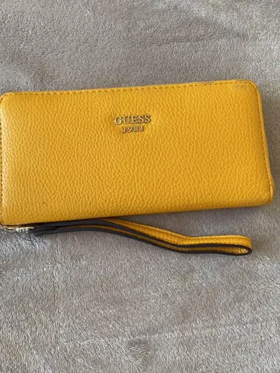 Billetera Guess amarilla - miniatura 6