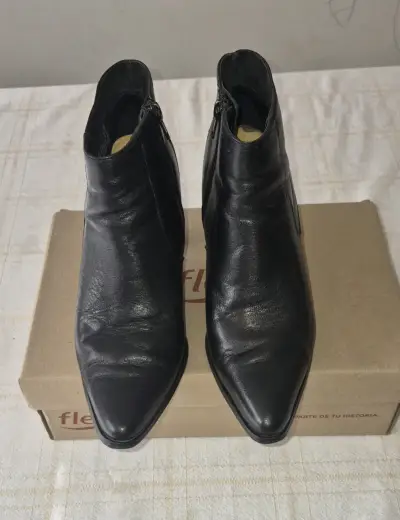 Botines de cuero negros - miniatura 4