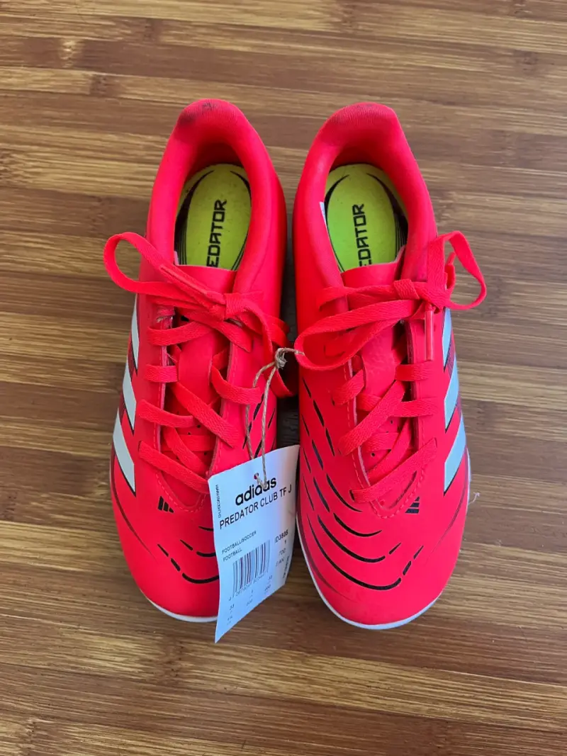 Zapatillas de fútbol Adidas nuevas talla 33 - 3