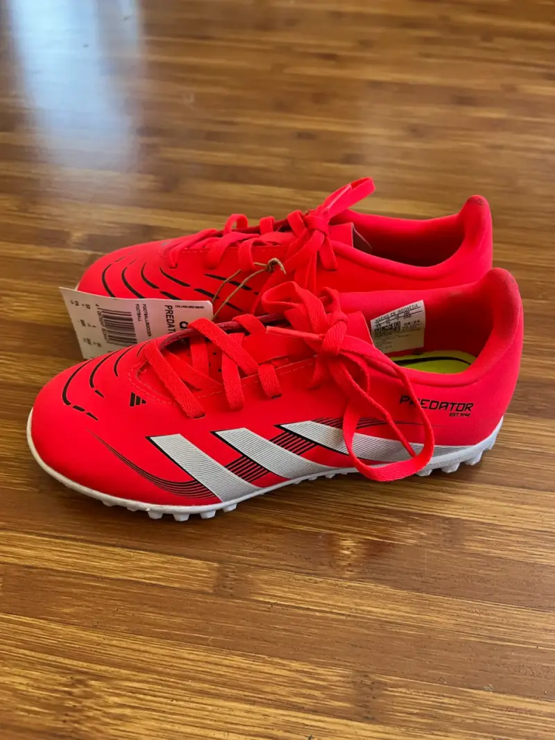 Zapatillas de fútbol Adidas nuevas talla 33 - 6
