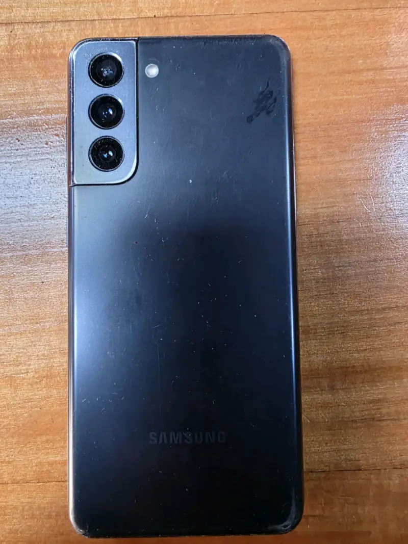 Samsung S21 5G  en buen estado - 3