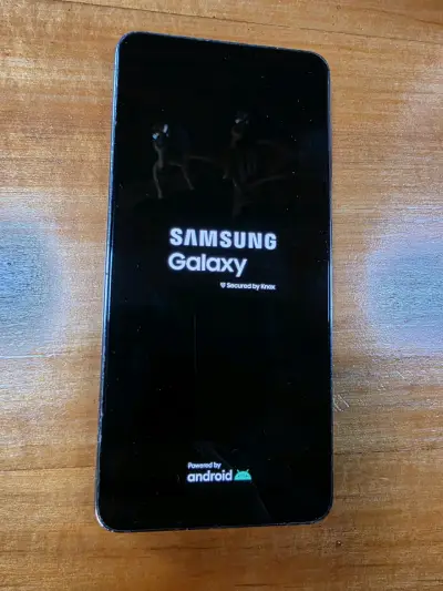 Samsung S21 5G  en buen estado - miniatura 4