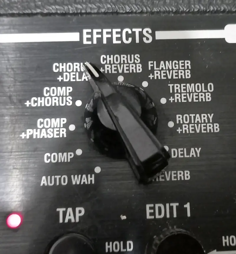 Amplificador VOX Valvetronix usado - 4