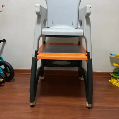 Silla alta para niños - miniatura 1